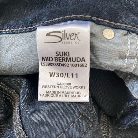 Silver Jeans Suki women’s mid Bermuda Shorts size 30/length 11 super stretch - Picture 11 of 12
